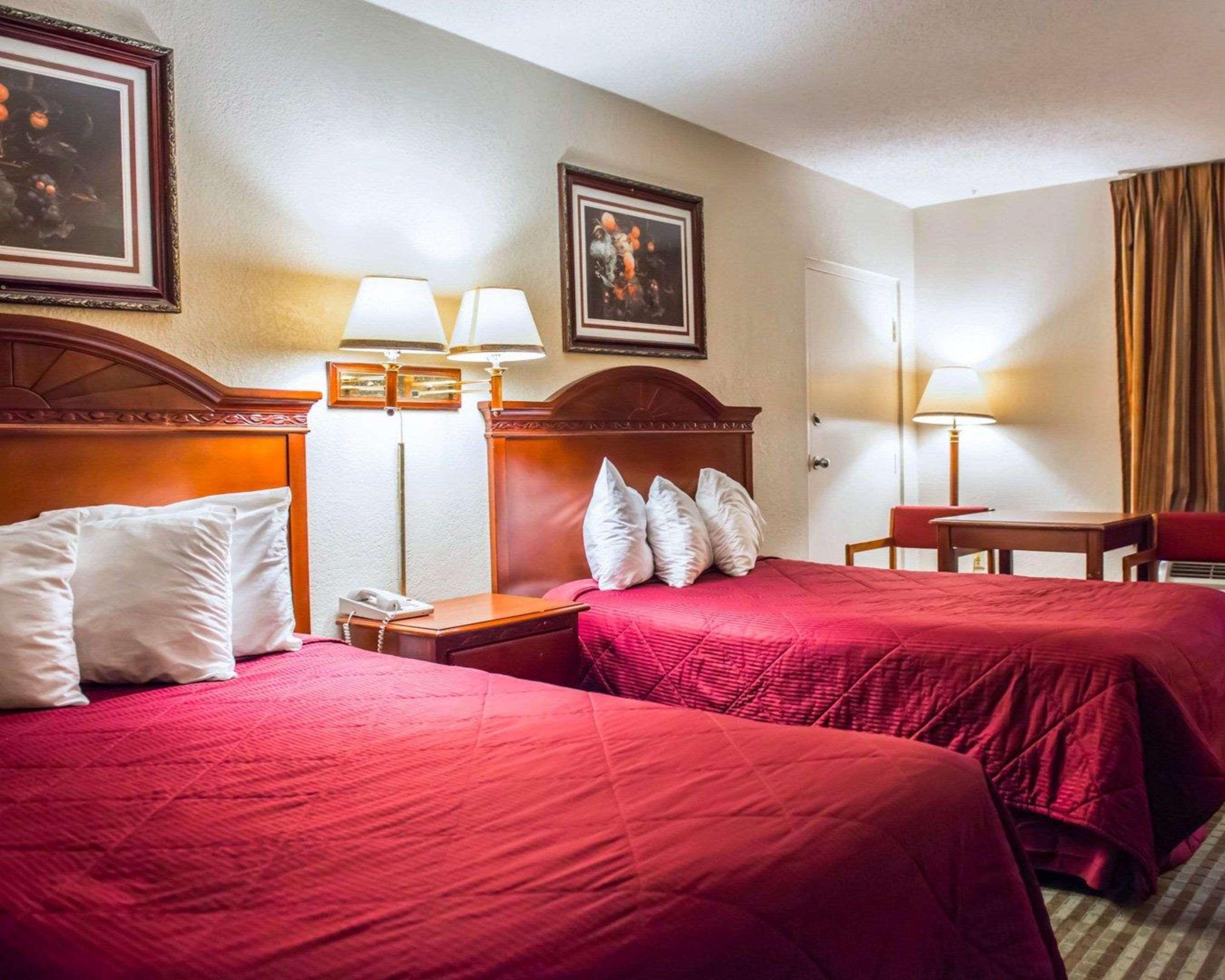 Econo Lodge Panama City Exterior photo