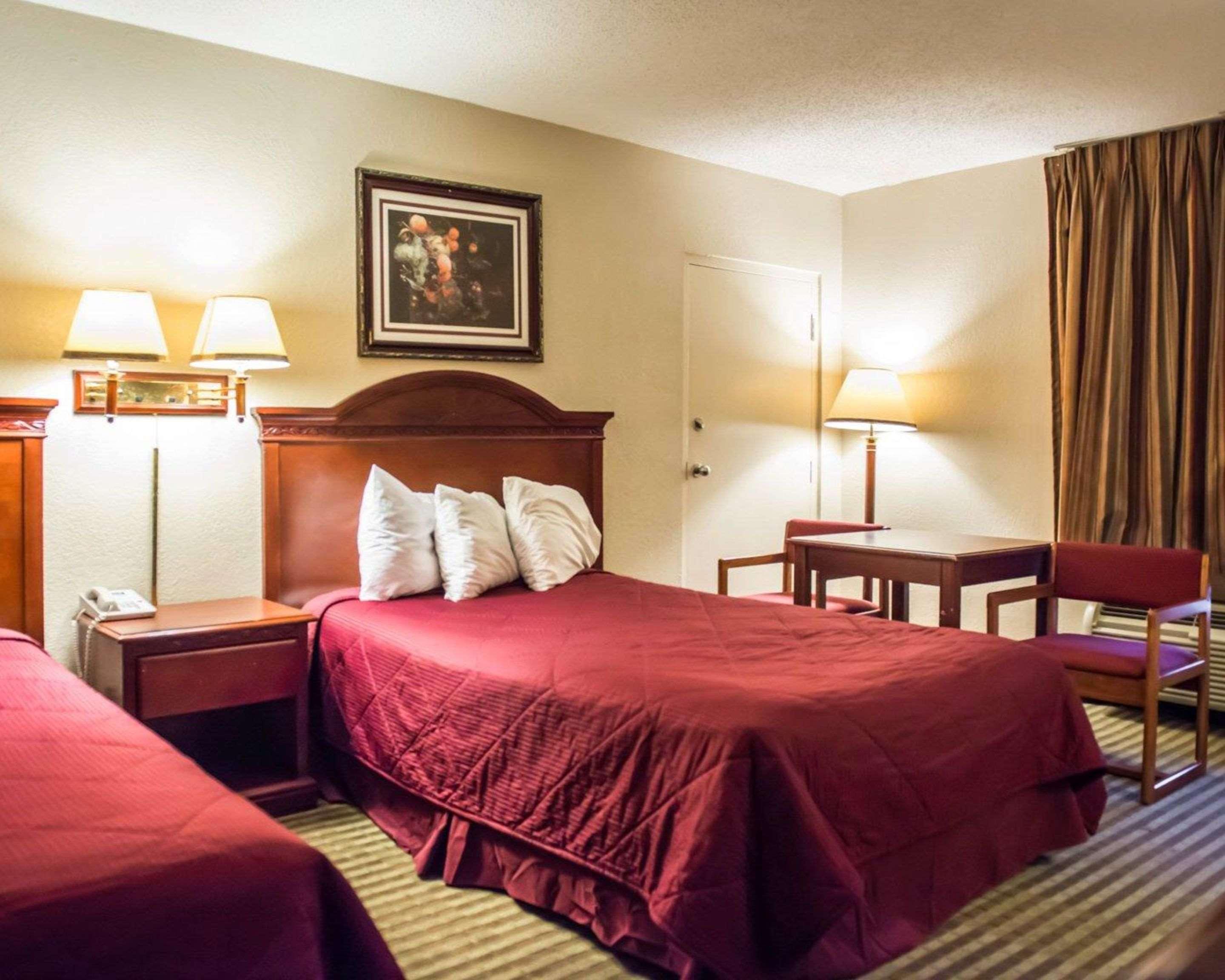 Econo Lodge Panama City Exterior photo