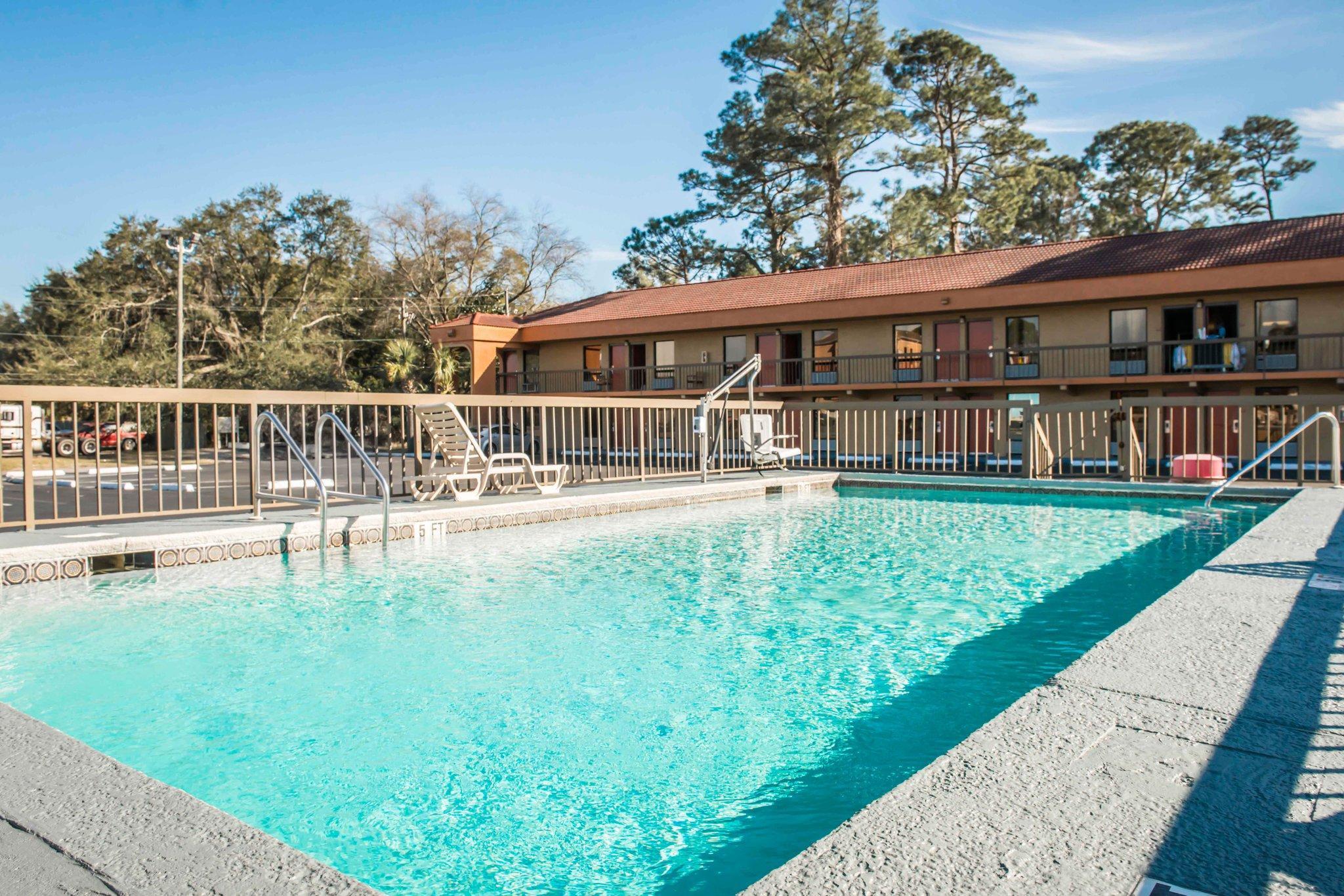 Econo Lodge Panama City Exterior photo