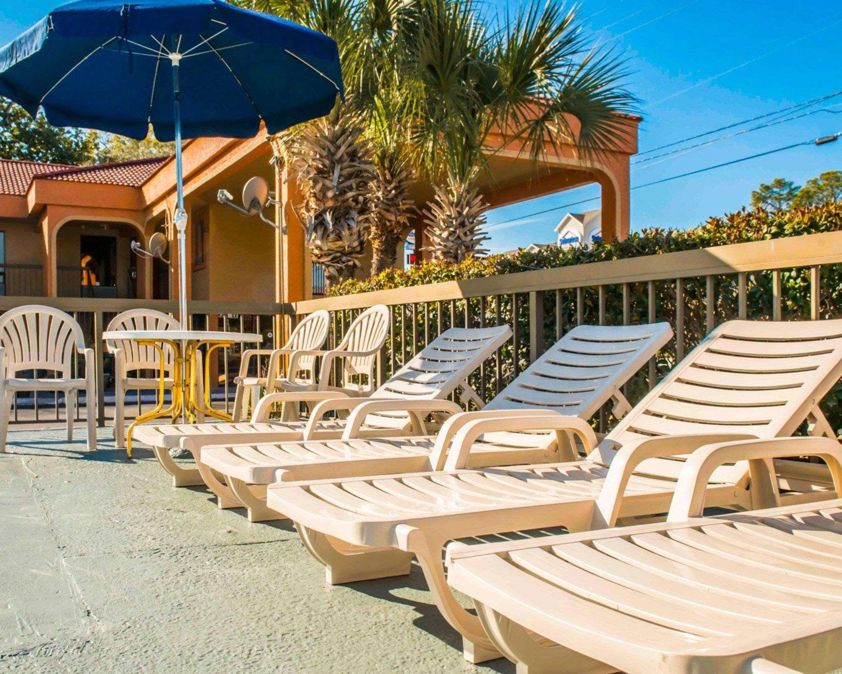Econo Lodge Panama City Exterior photo