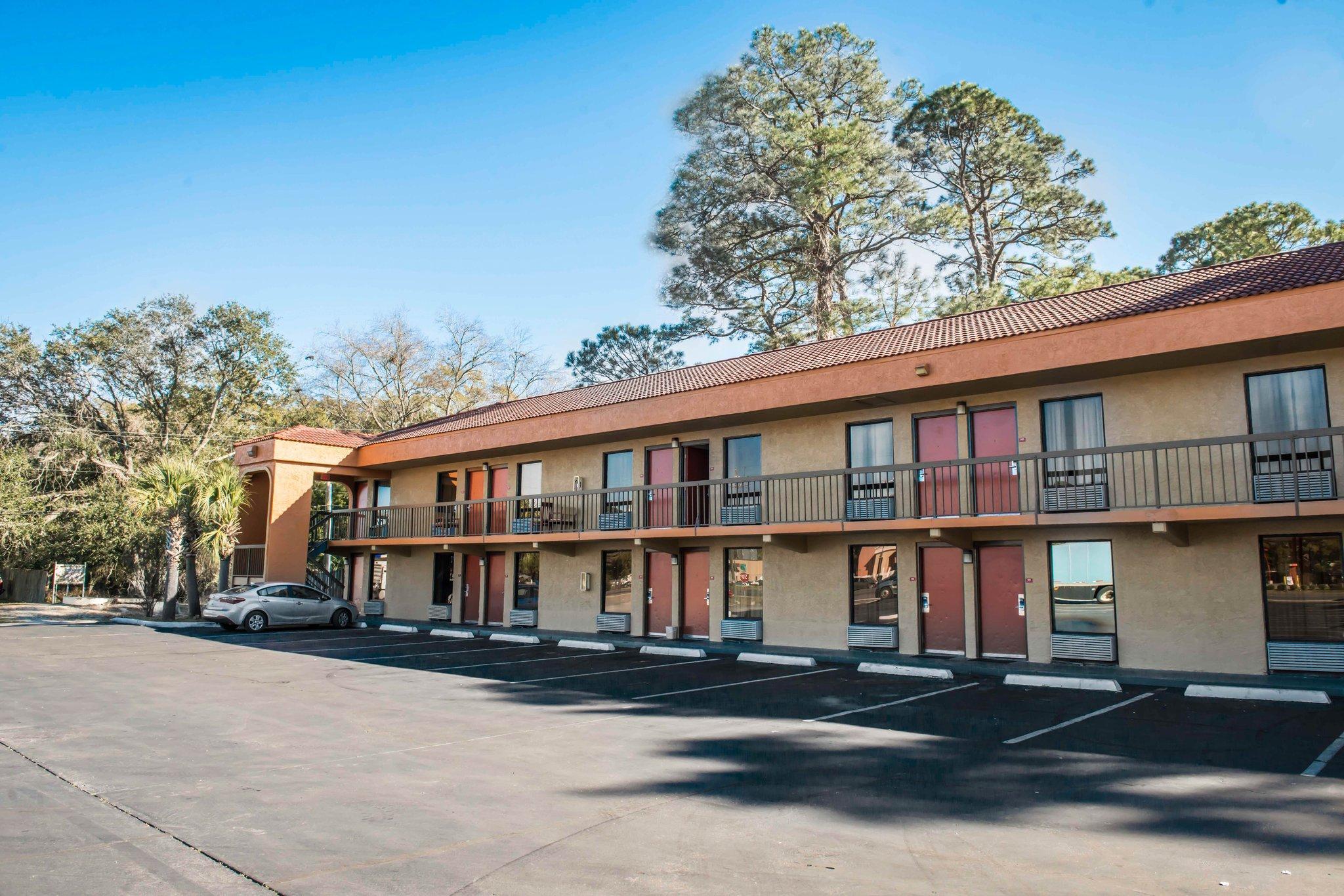 Econo Lodge Panama City Exterior photo