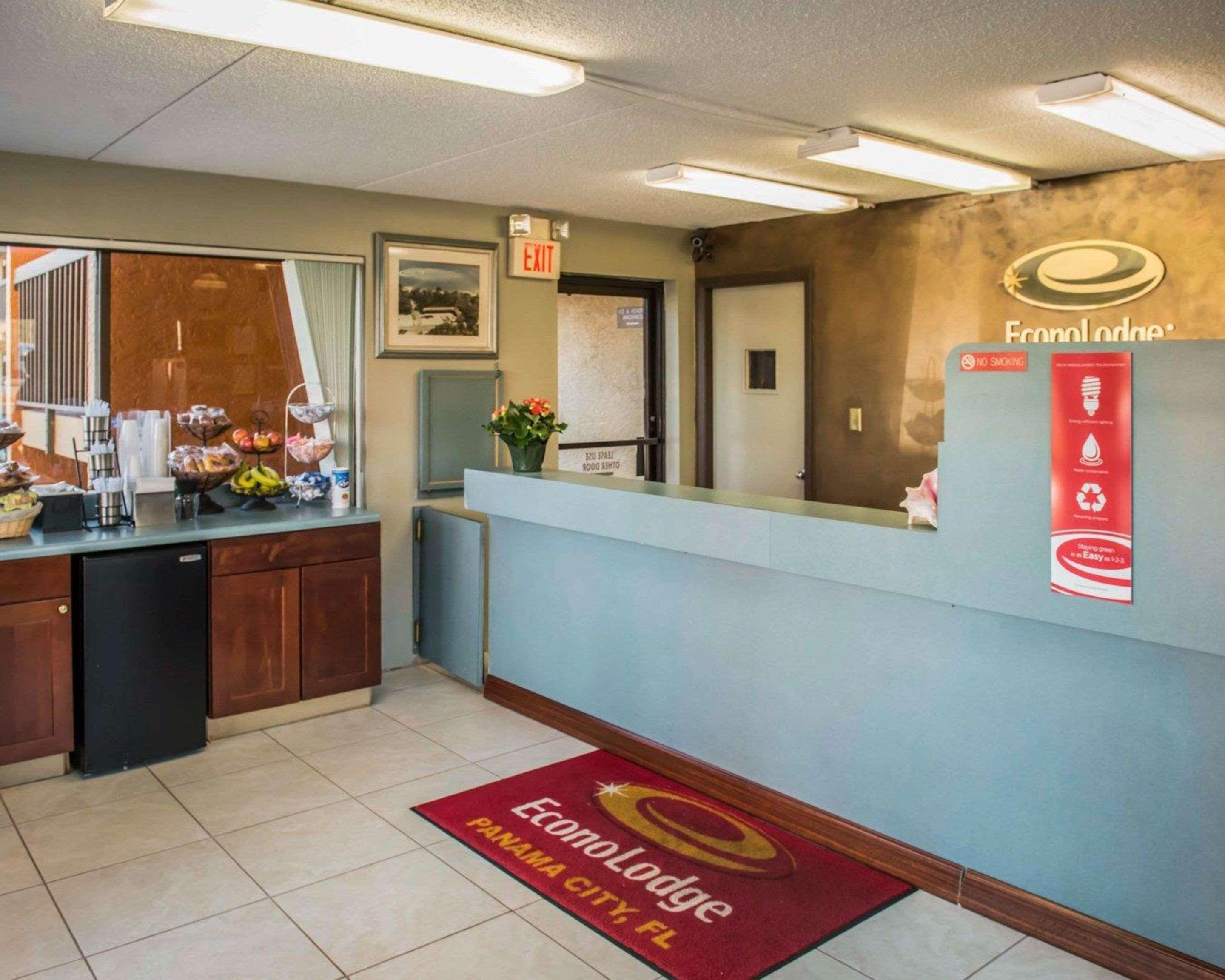 Econo Lodge Panama City Exterior photo